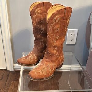 Roper Beige Cowboy Boots
